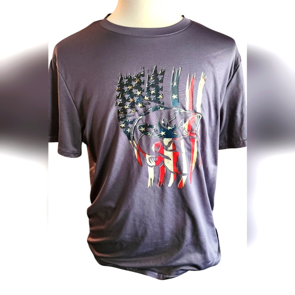 Men's Gray Graphic T-Shirt With Bass Over a Flag On The Front- Size Large